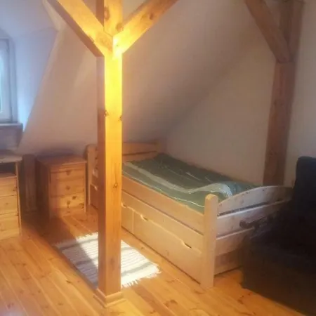 Sleeps 12