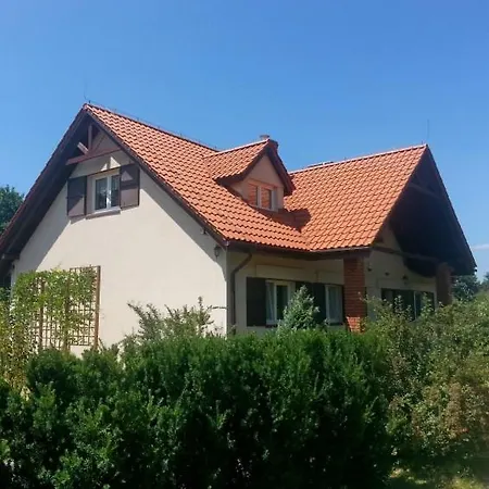 Sleeps 12 *